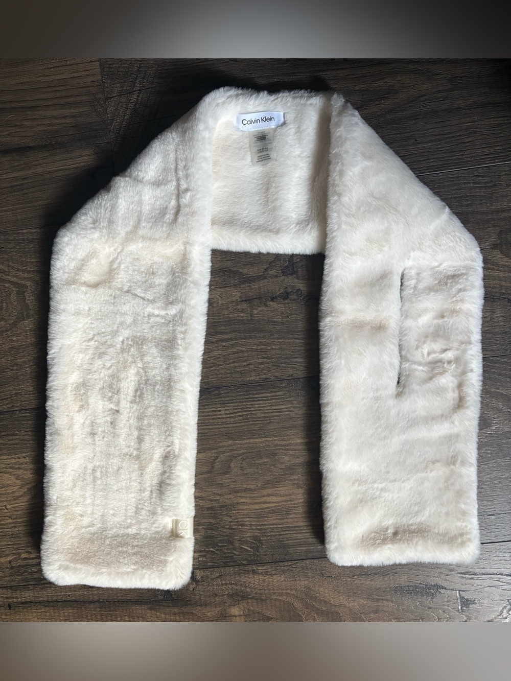 Calvin Klein faux fur scarf 43”